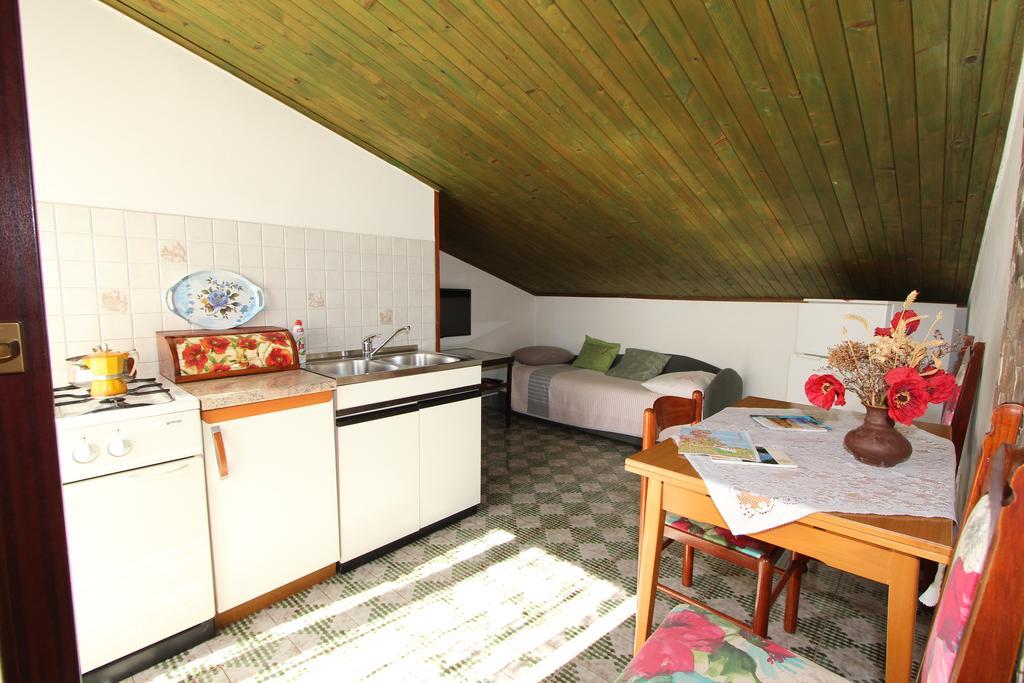 Apartments Giorgia โรวีน ภายนอก รูปภาพ