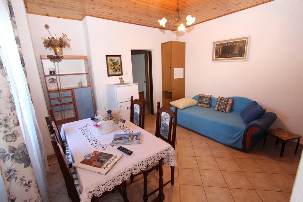 Apartments Giorgia โรวีน ภายนอก รูปภาพ