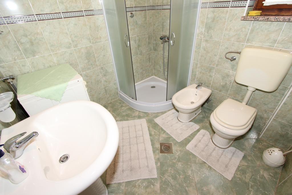 Apartments Giorgia โรวีน ภายนอก รูปภาพ