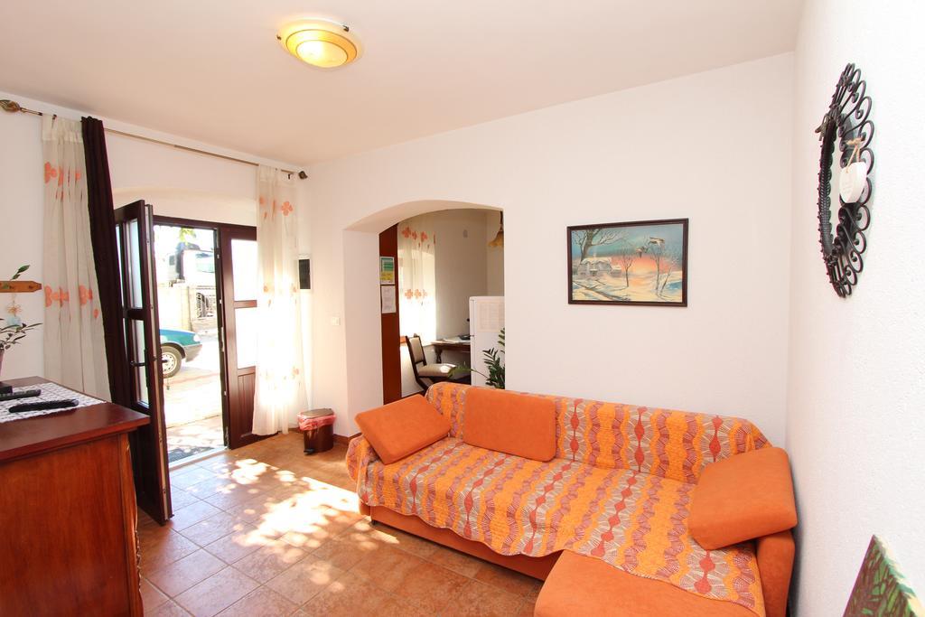 Apartments Giorgia โรวีน ภายนอก รูปภาพ